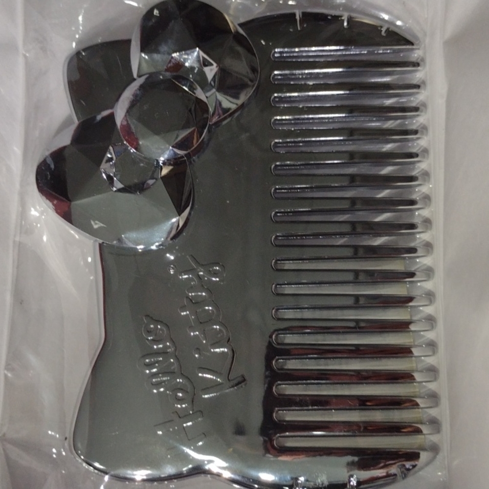 HELLO KITTY 😸🐈Large Silver Comb NWT - Picture 5 of 8